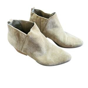 Crown Vintage Suede Tan Booties, Size 8